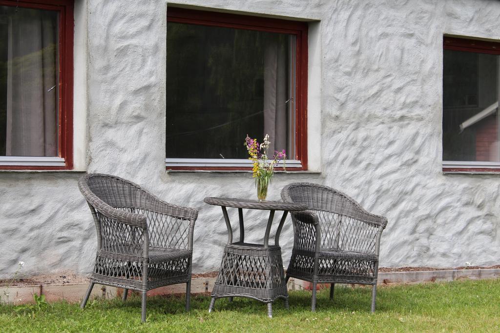 Smedsgarden Hotel Несбиен Екстериор снимка