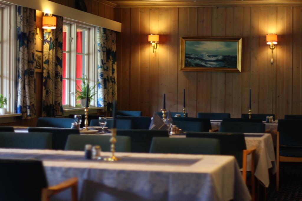 Smedsgarden Hotel Несбиен Екстериор снимка